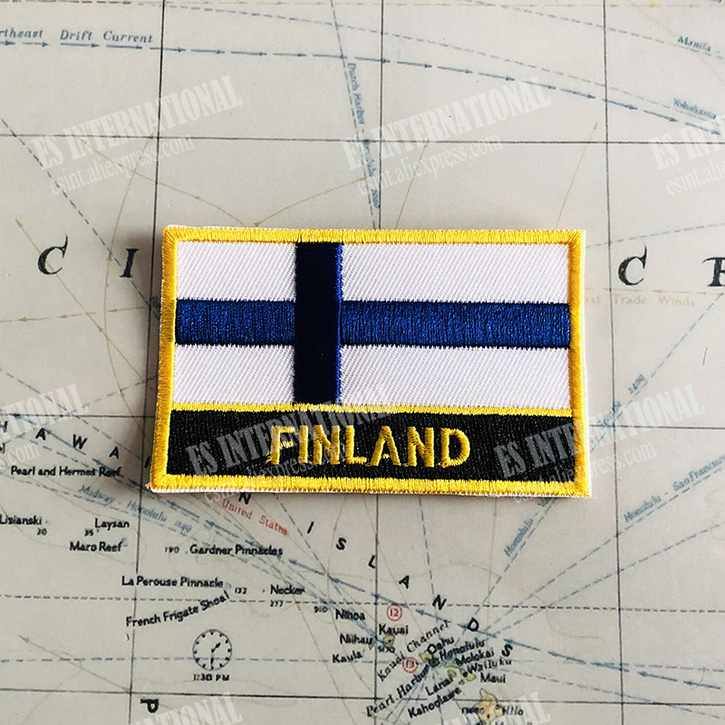 Финляндия национальных флаговых затмчиков щит значков и квадратная форма формы один набор на тканевом лепети