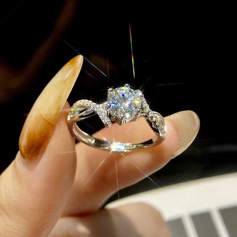 Anneaux de bande Gra Luxury Molybdenum Diamonds Amour Ajustement Twisted Engagement Womens Wedding ANN 925 STERLING SILP SHINING EXQUISITE BIJOURS J240410