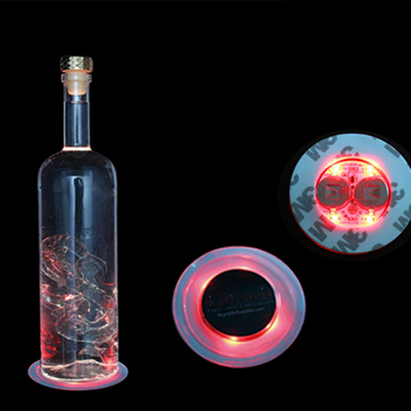 LED Light Aufkleber 4 Lichter farbenfrohe LED -Untersetzer leuchten in den dunklen blitzenden Weinflaschen Aufkleber Bar Party Luminous Coaster Spielzeug