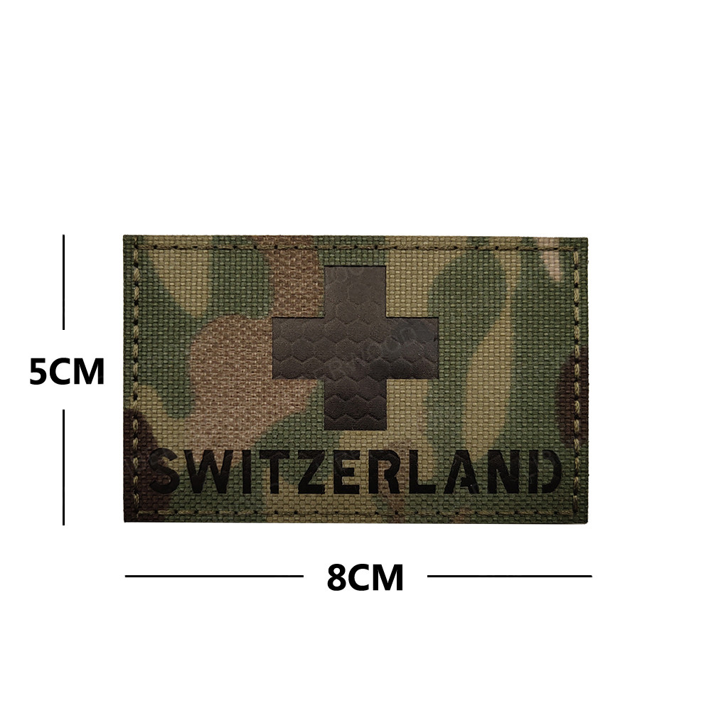 スイスの旗スイスの刺繍アップリケIR赤外線戦術パッチ均一なバックパックのための反射バッジ