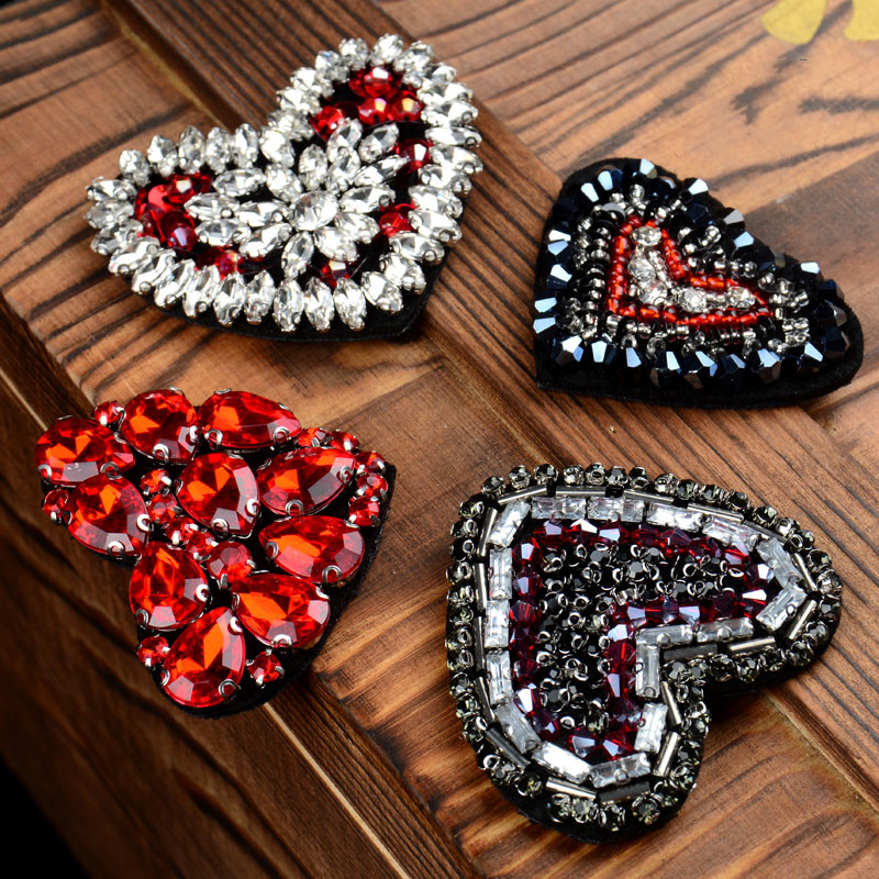Patches con cuentas de corazón de diamantes de imitación de dianos con 3D coser parche de lentejuelas para apliques de cuentas de ropa lindos parches para bricolaje