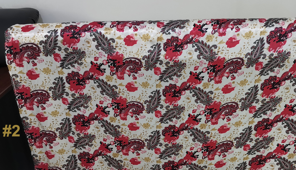 Zacht polyester charmeuse materiaal elegante paisley bloemenprint satijnen stof voor sjaalsjurken