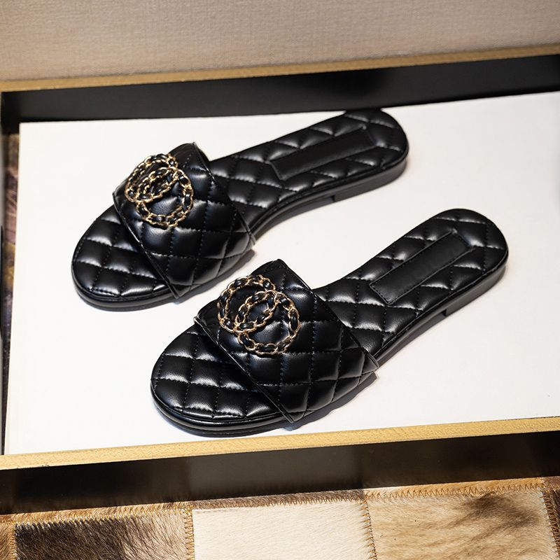 Diseñador Talón medio de cuero Sandalias bordadas zapatillas para mujeres Sandalias de diseñador de diseñadores zapatillas de boda para mujeres zapatos planos de tobillo
