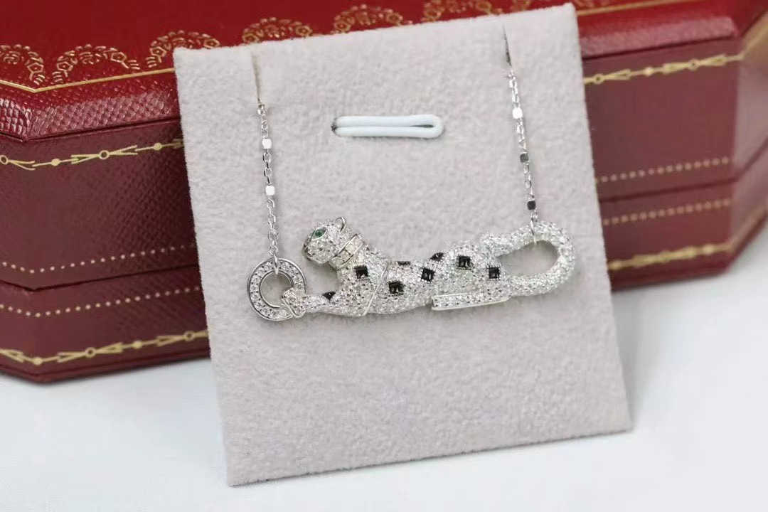 Card New Full Diamond Leopard Necklace 925 Sterling Silver Plated 18K Gold Drop Glue Black Enamel Leopard Head Pendant Collar Chain