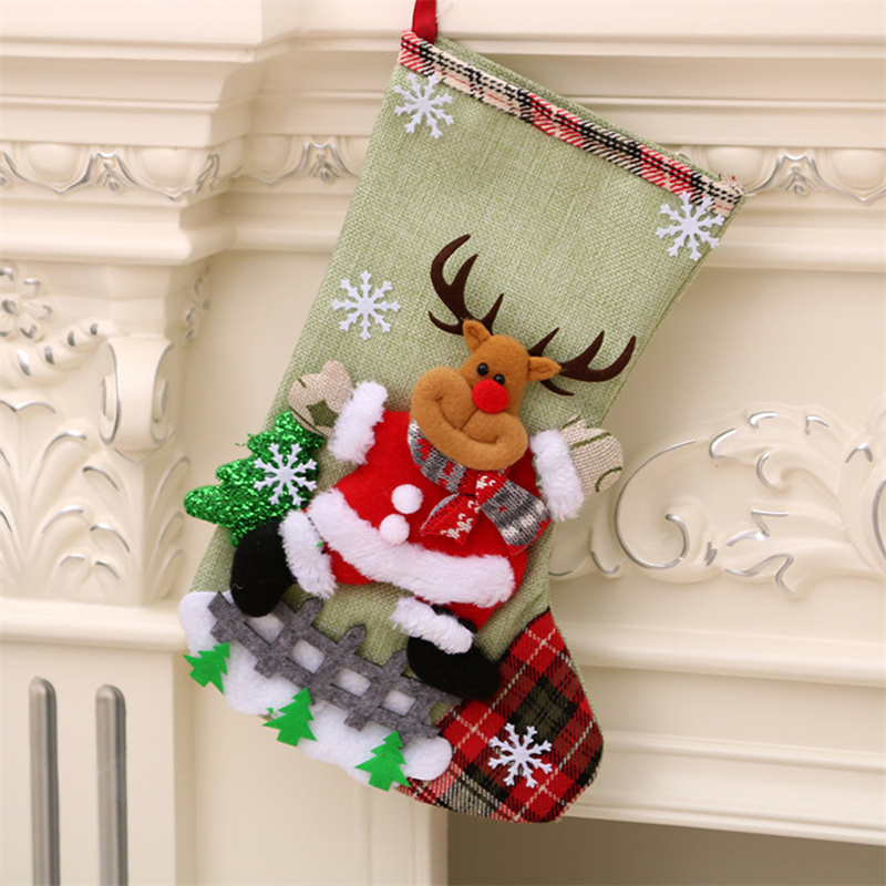 2021 New Christmas Stocking Shaped Gift Bag, Large Capacity Hanging Present Pouch with 3D Plush Doll