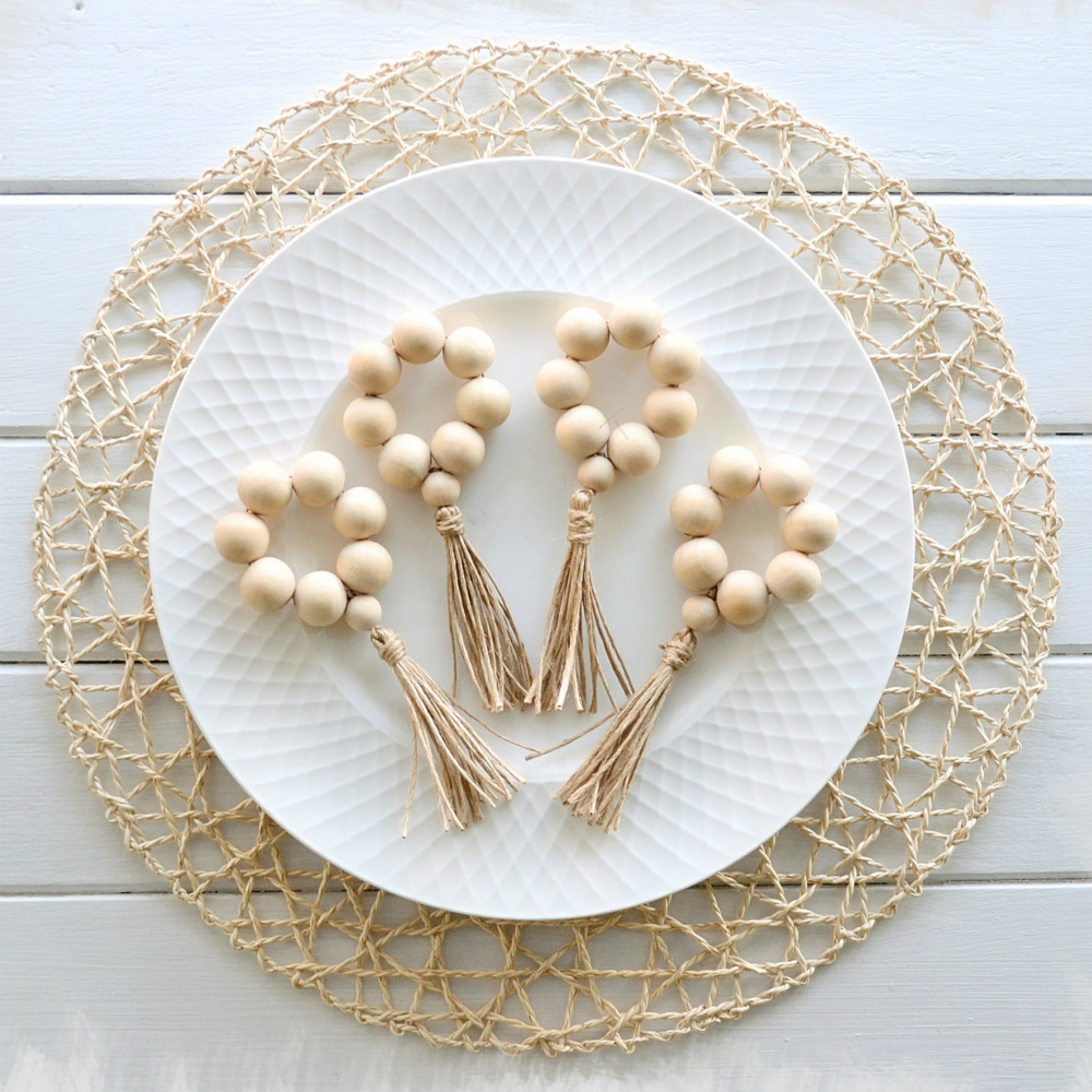 Habinage à bancaire de serviette à bois naturel fait à la main avec glands, rustique fermier garantie pending, mariages décor de table d'accueil