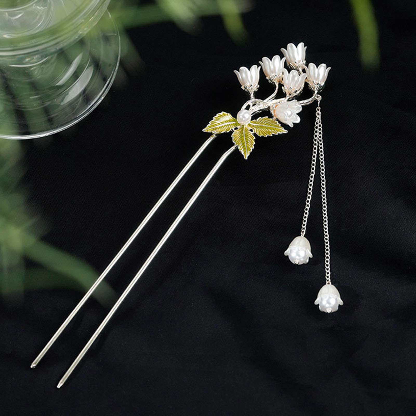 Élégants bâtons de cheveux en forme de U fourchettes de fleurs blanches