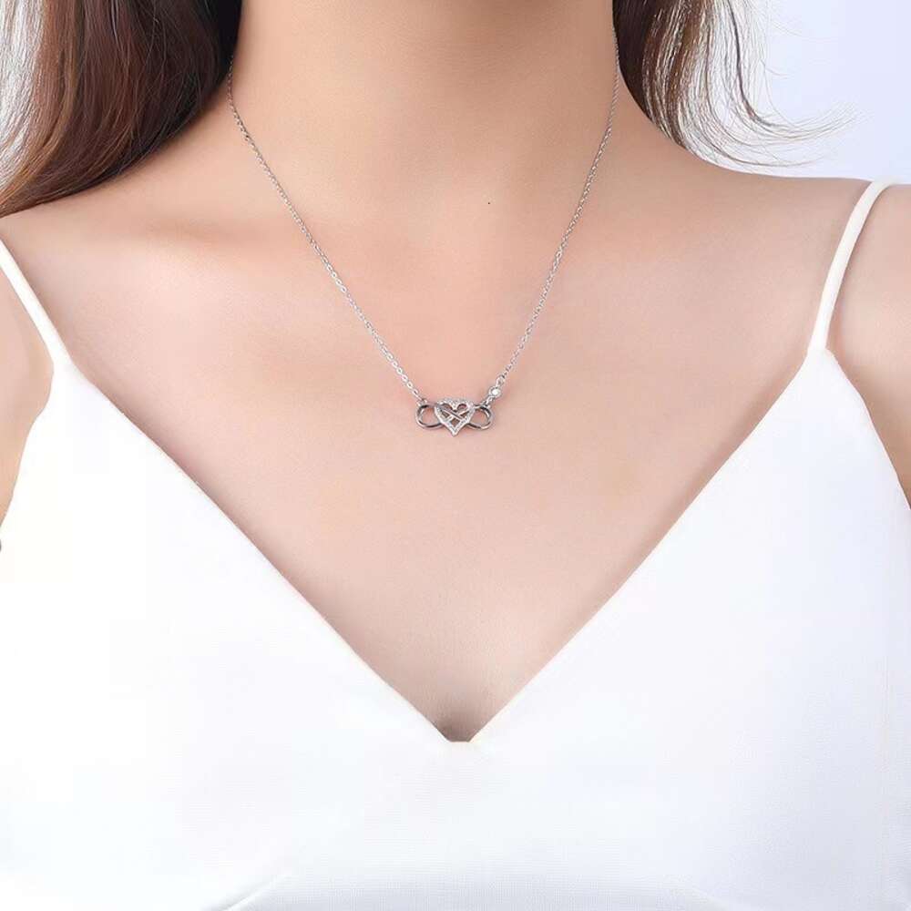 New Fashion 8-line Love Diamond Necklace Japanese and Korean Internet Red Jewelry