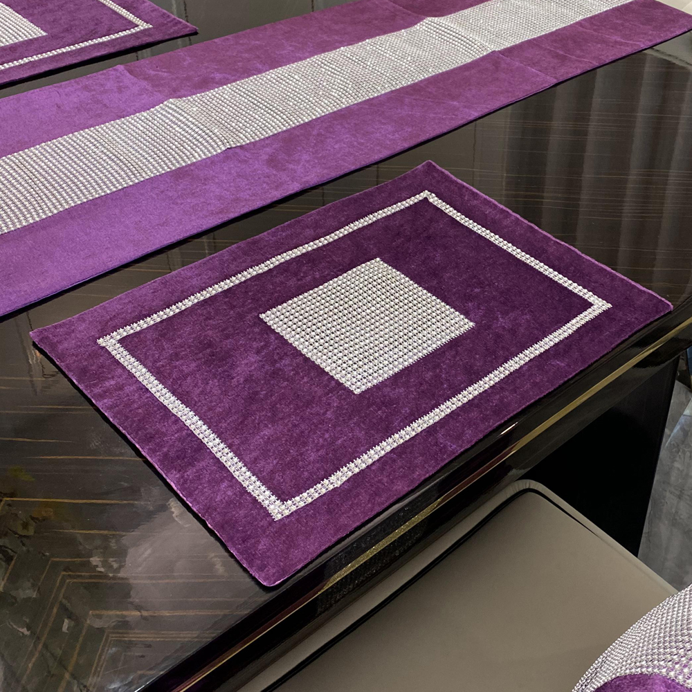 紫色のテーブルランナー枕カバーナプキンモダンラインストーンテーブルランナー豪華なフェイクソフトホームウェディングテーブルクロス装飾