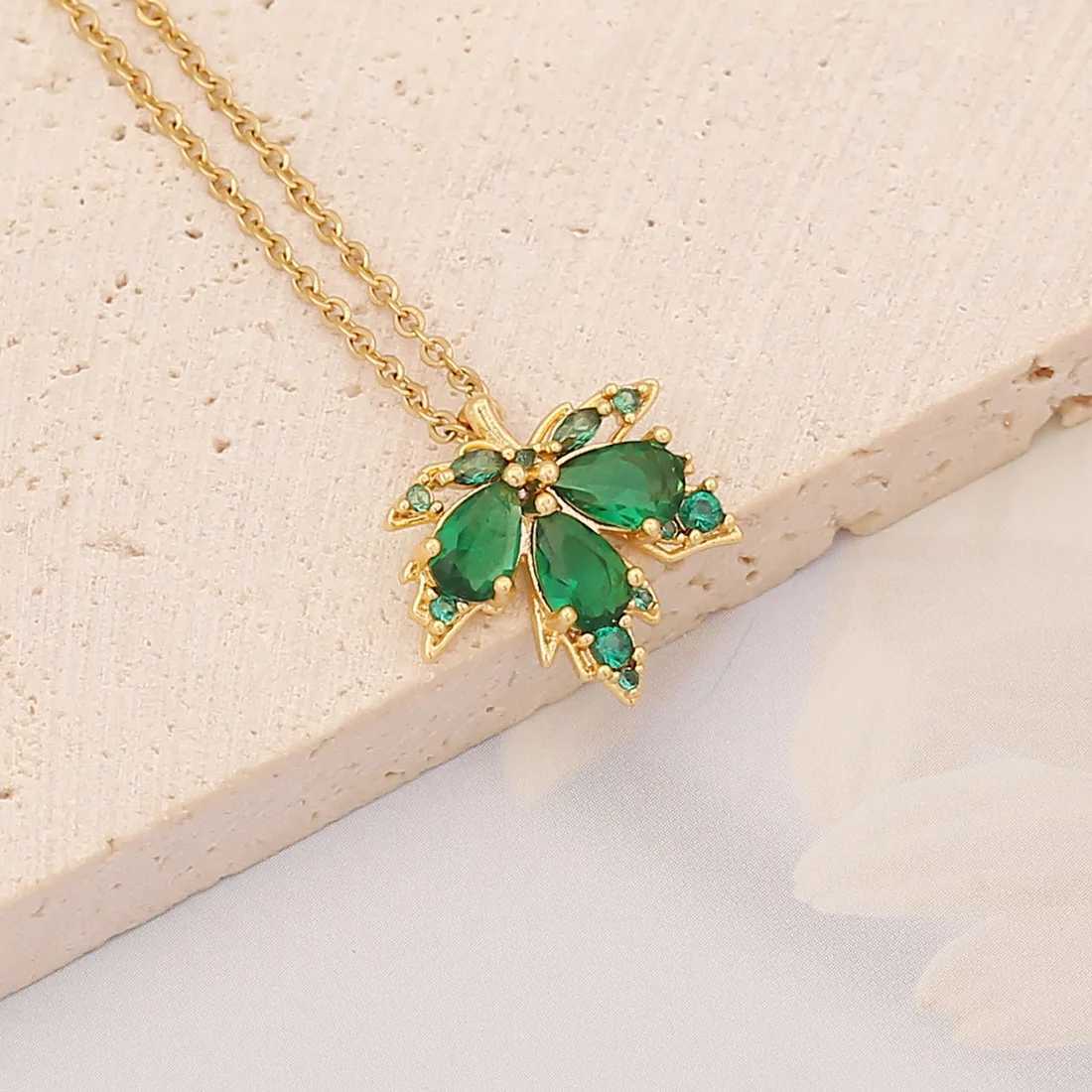 Pendant Necklaces 316L Stainless Steel Butterfly Clover Pendants Necklace For Women Nature Stone Cz Never Pendants Clavicle Chains Jewelry 2022 240410