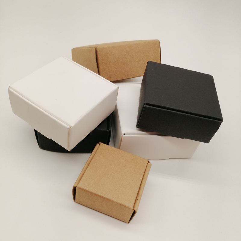 Geschenkverpackungspapierschachtel Schwarz/Kraft/weiße Papierschachtel für Geschenke Süßigkeiten Hochzeit Süßigkeiten Kisten Kraftpapier Aufbewahrung Packung Box