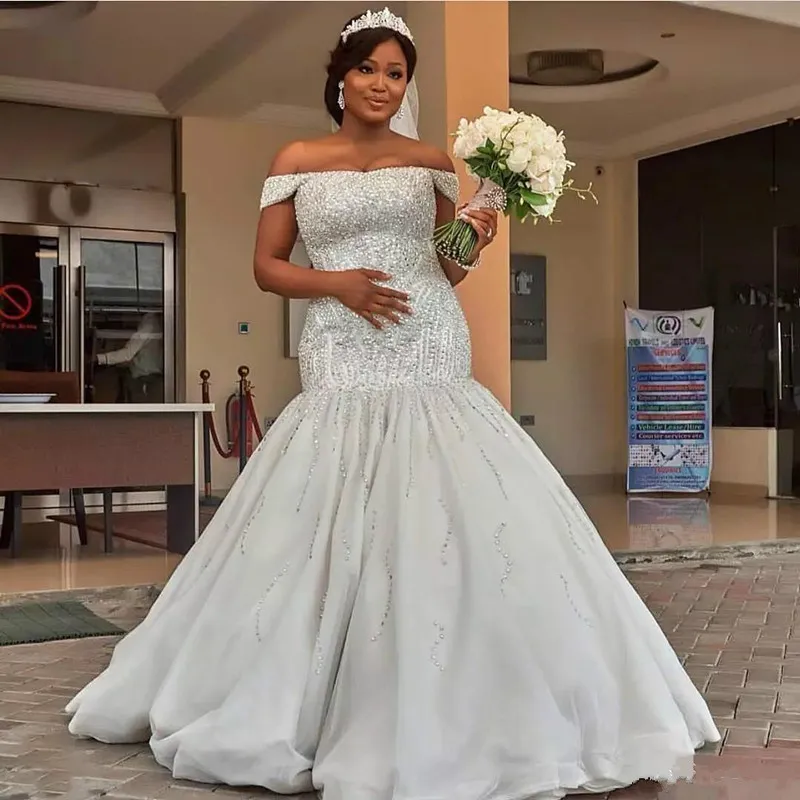 Luxurious Wedding Dresses 2020 Dubai African Off Shoulder Major Beadings Bridal Gowns Sweep Train Plus Size Mermaid Wedding Dress