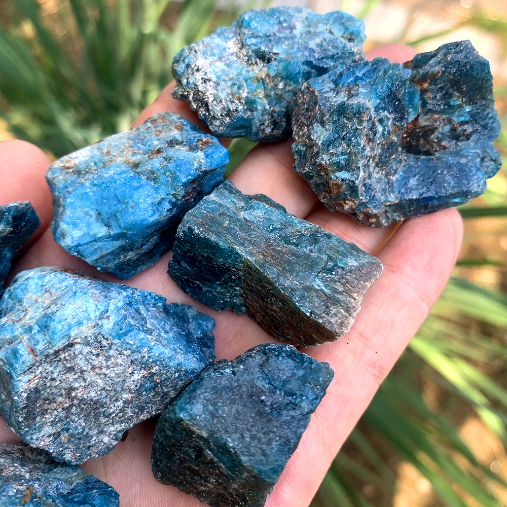 50g/zak Natuurlijk kristalblauw Apatiet Ruwe steen RAW Gemstone Mineral Specimen Onregelmatige Crystal Reiki Healing Stone