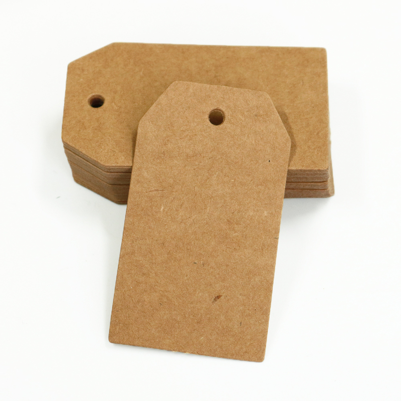 100st 4x7cm Vintage Blank Kraft Paper Tag Bröllop Födelsedagsfest Tagga Packing Hang Taggar Diy Sewing Plagg Tag Prisetiketter