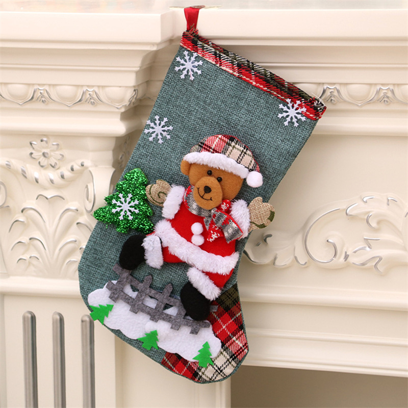 2021 New Christmas Stocking Shaped Gift Bag, Large Capacity Hanging Present Pouch with 3D Plush Doll