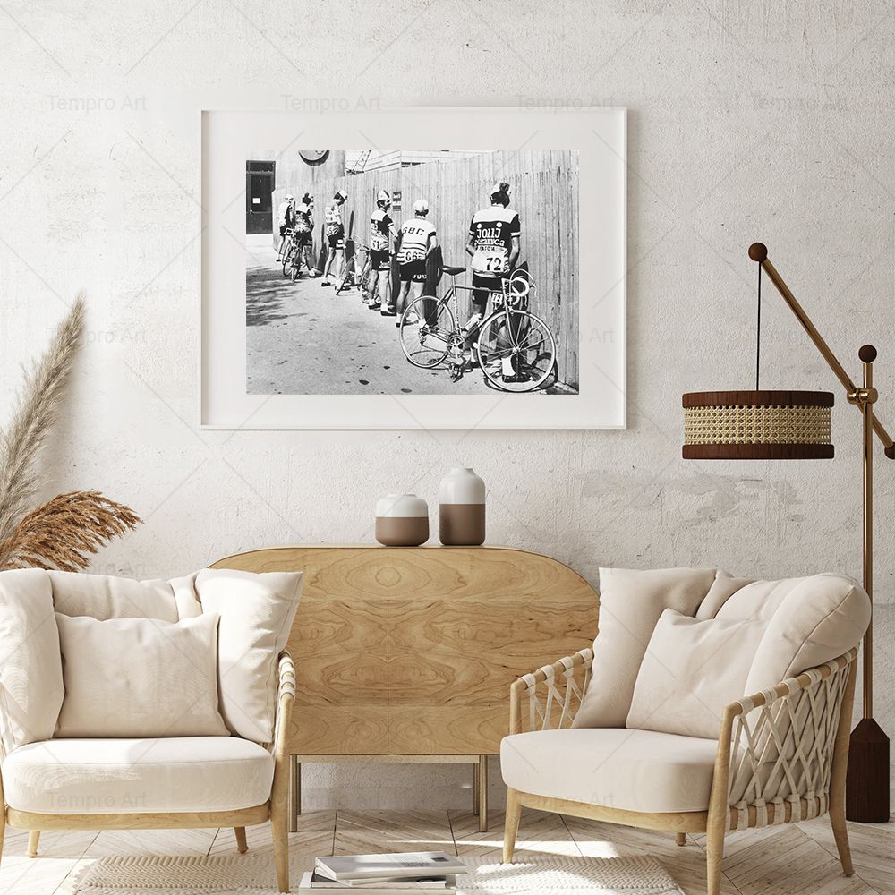 Bicycle Imprimer Bike Vintage Photo Affiche Black White Road Cycling Men Pissing Toivas PEINTURE IMAGE DE SALLE DE SOCIÉ