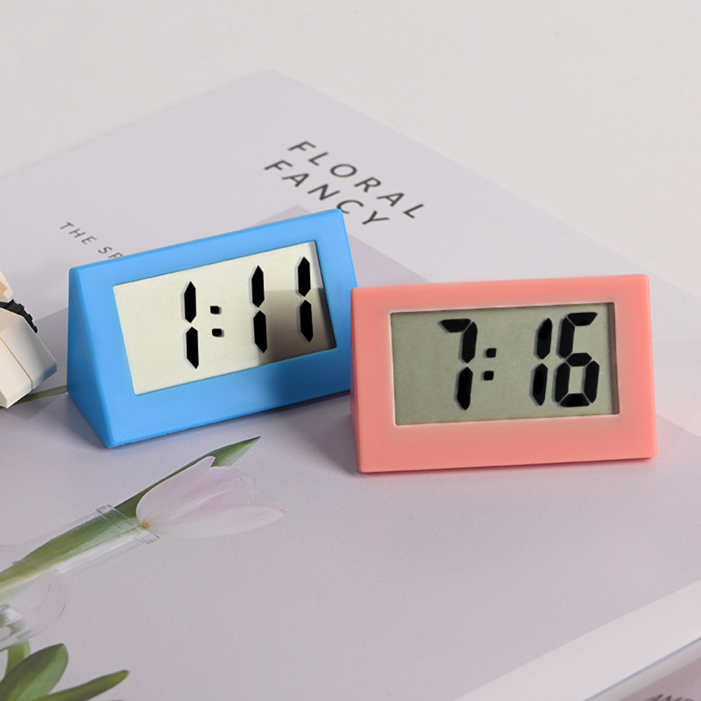 Mini LCD Tableau numérique Tableau de bord Corloge électronique pour le bureau Home Bureau Home School Horloge d'affichage de bureau silencieuse