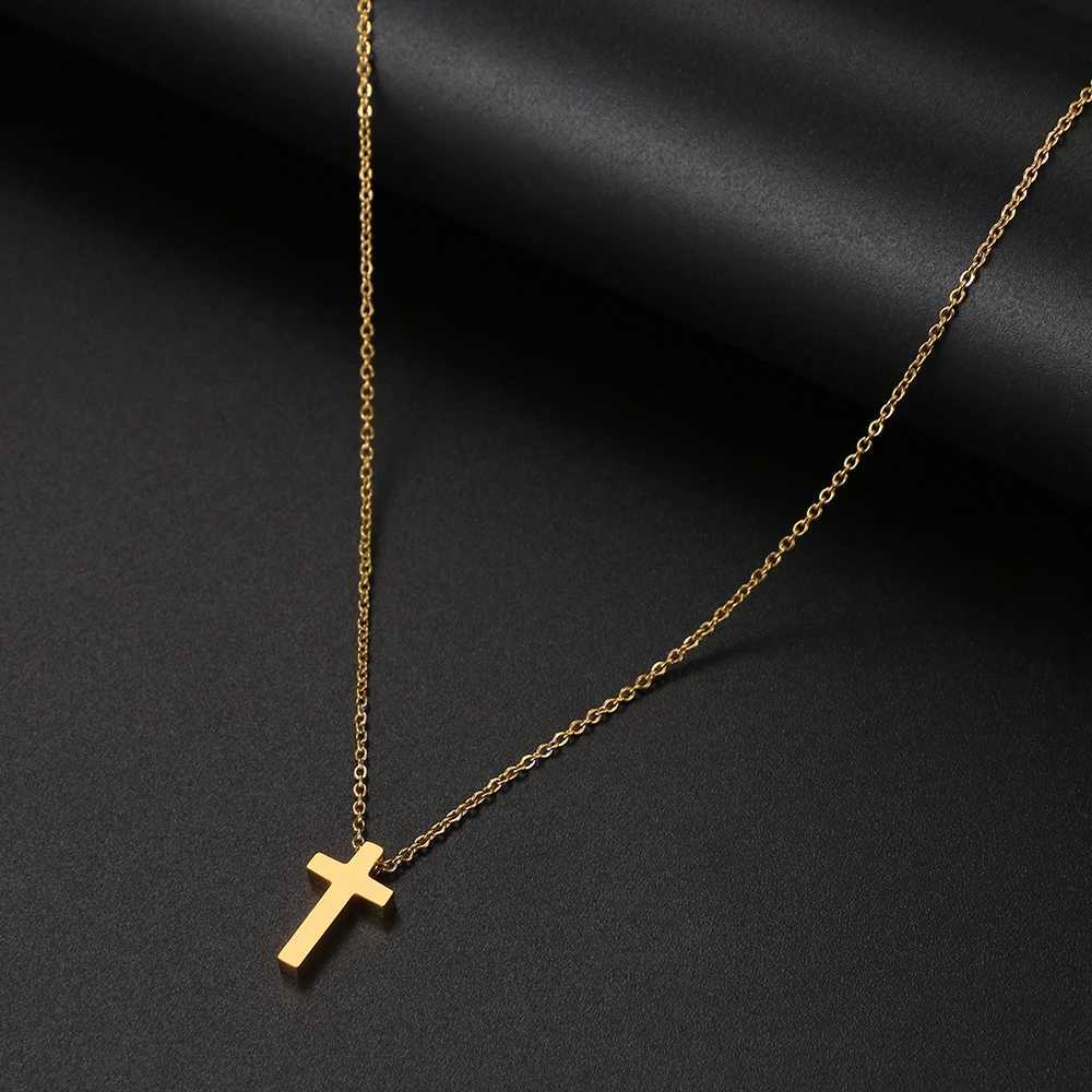 Pendant Necklaces Stainless Steel Necklaces Aesthetic Goth Big Cross Heart Clover Gold Color Necklace For Women Jewelry Best Friends Fashion Gifts 240410