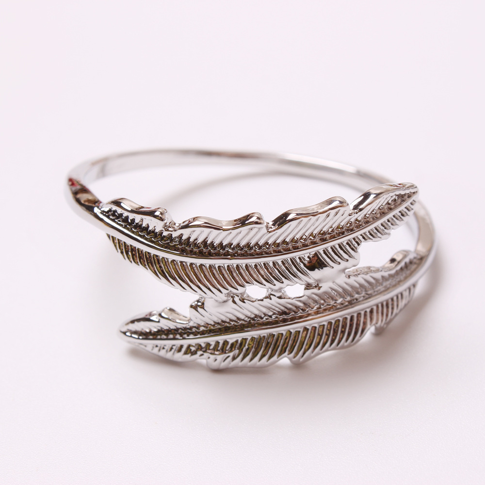 Créative Alloy Silver Feather Boucle de serviette New Western Restaurant Western Ring Placine Placing Buckle Hotel Table Decora