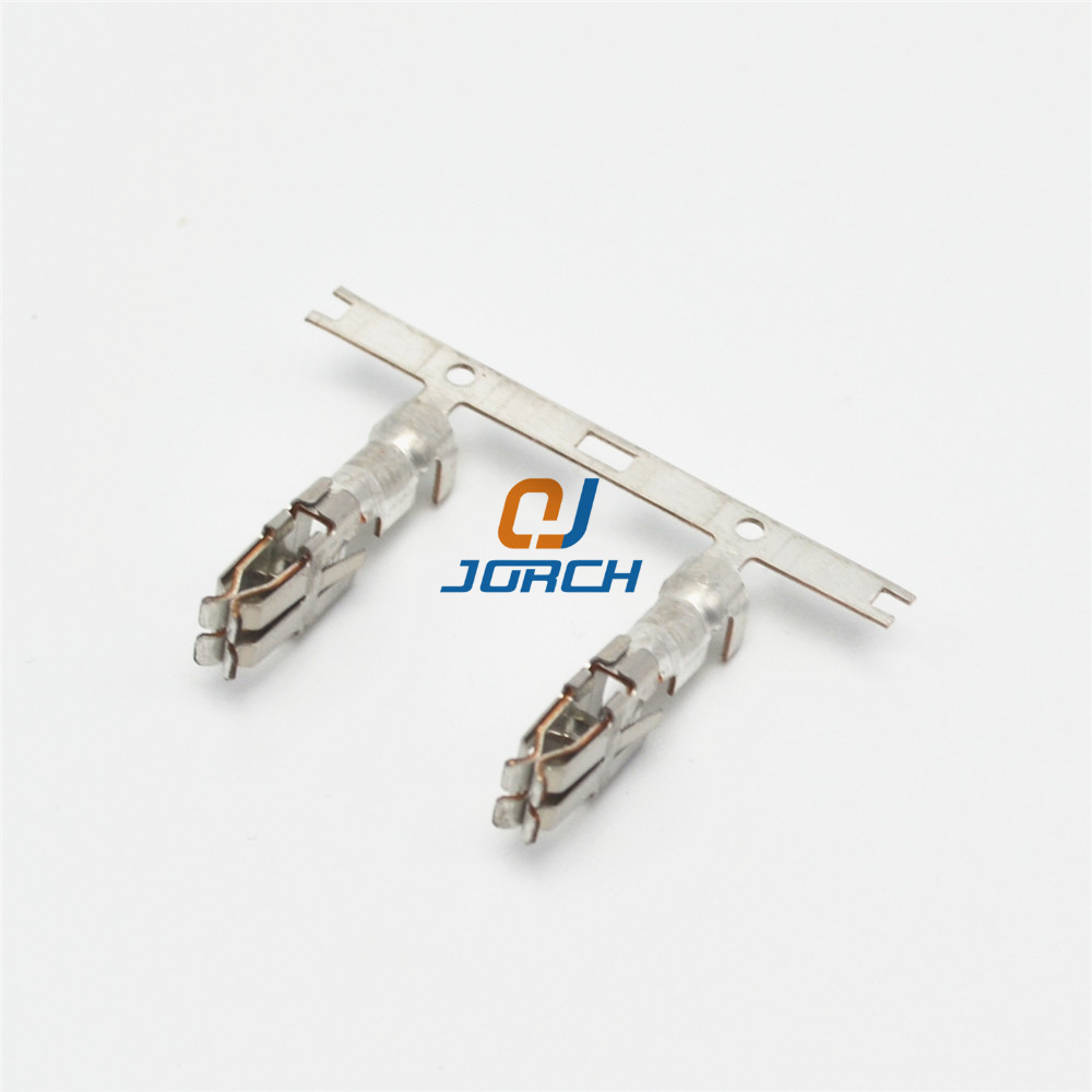 50st Auto Car Sparces Wire 6.3 Big Crimp Terminal Icke-isolerade Automotive Female Connector Pins 926965-1