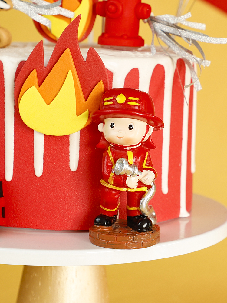 Hero Firefighter Cake Topper Decor oro Red Fire Truck Fiamma Fiamma del bambino Dol Regalo feste di compleanno Fai da te Farmate Prodotti di carta carta