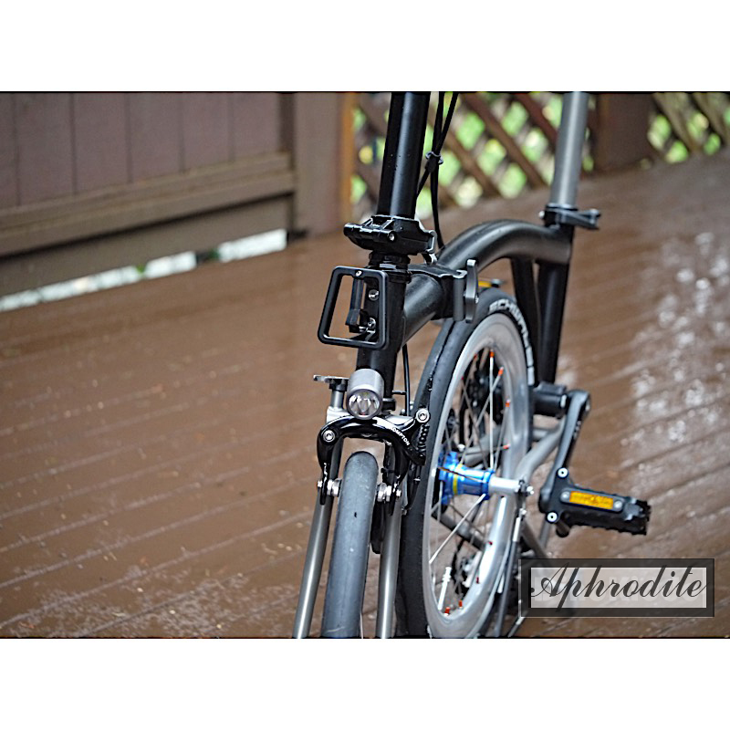 HH Ultralight 57g Unibody Bicycle Front Block Block S-Bracket Racks pour pliage de panier de vélos Panier de vélo Accessoires pour Brompton