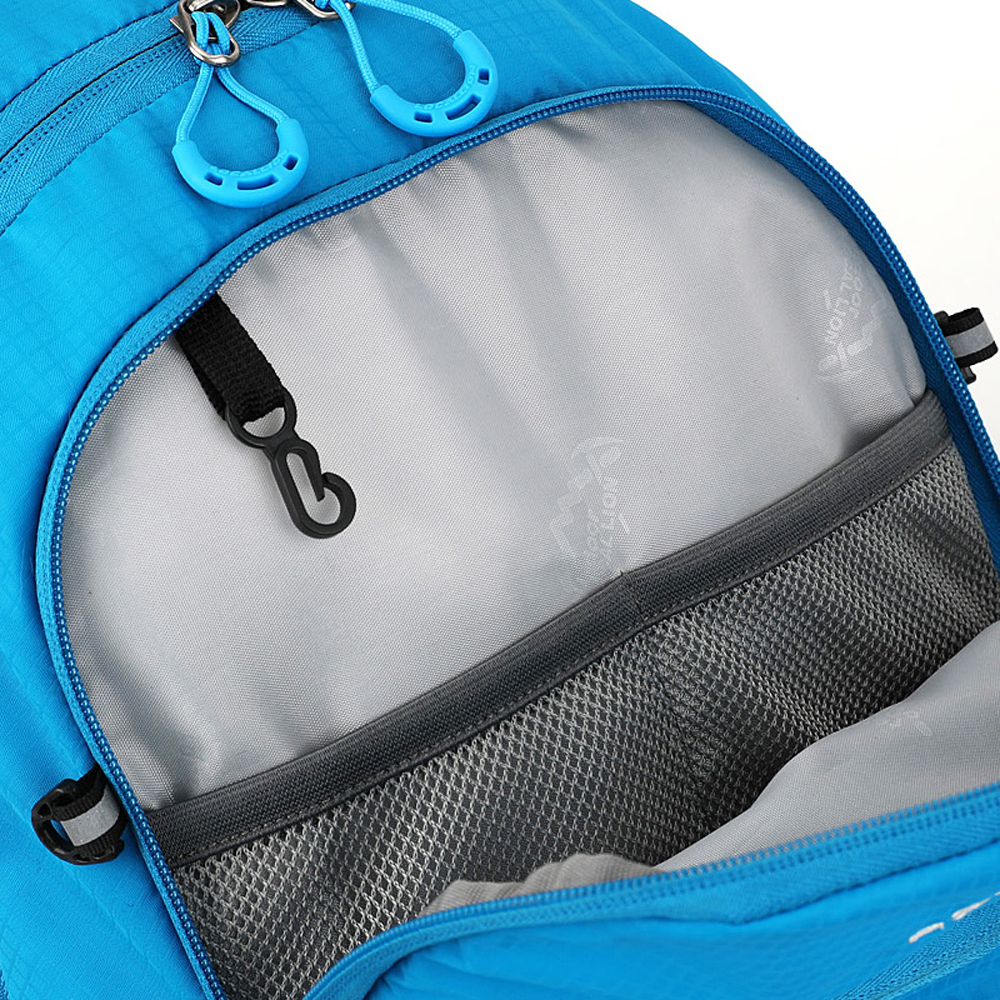 Novo mochila impermeável ergonômica Backpack Viagens de ciclismo ventilado, executando bolsas de água esportivas portáteis de mochila portáteis