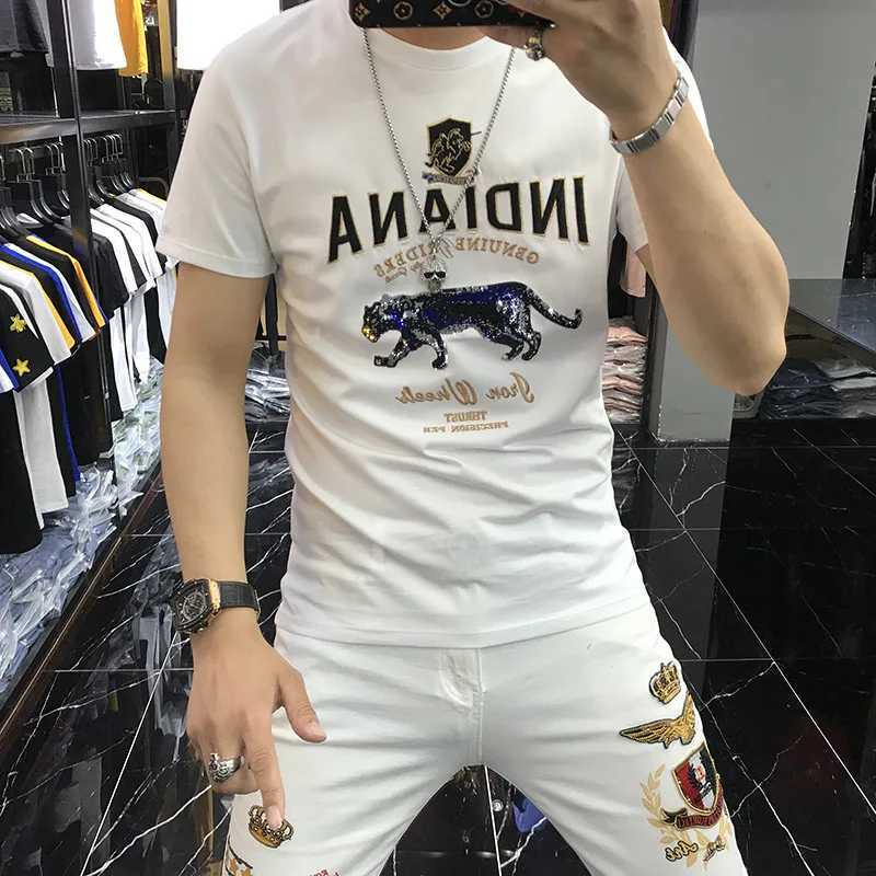 Men's T-Shirts Mens T-shirt Personalized Trend Leopard Sequin Embroidery 2022 Summer New Design Tops Red Yellow Male Tees Heavy Craft Clothing J240409