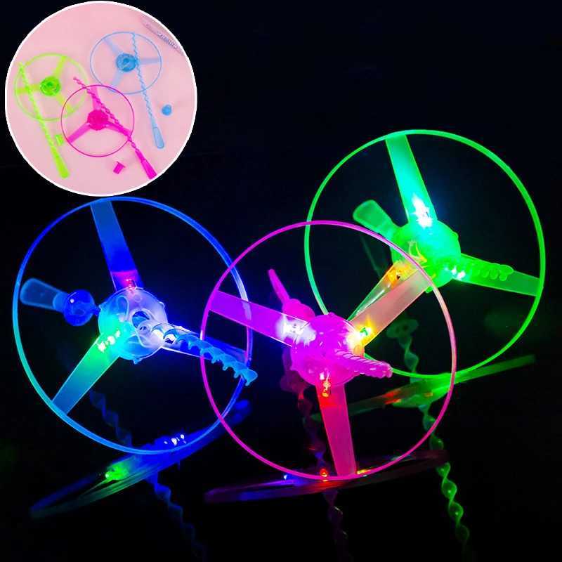 LED Toys Flying 50/30/10/5/LED Luminous Bamboo Drugonfly Disco com Light Outdoor Night Night Flying Toys Kids Birthday Party Props Gifts 240410