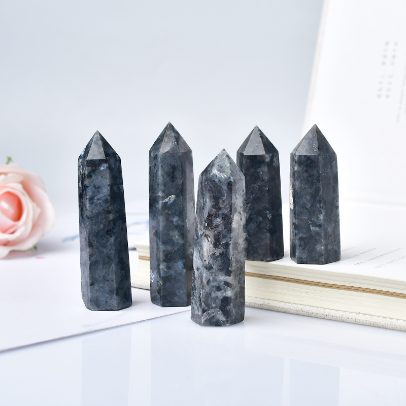 Natural Crystal Black Labradorite Quartz Point Healing Stone Tower Hexagonal Prisms Obelisk Wand behandeling Stone Diy Gift 