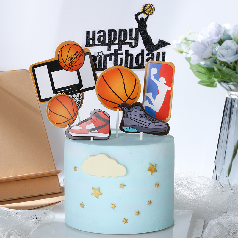 NEW BASKABALL FOTBALL CUPCAKE TOPER TEMA Sport Boy Happy Birthday Cake Topper för barn Födelsedagsfest Cake Decorations