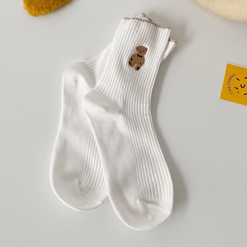 Chaussettes d'ours kawaii chaussettes mignonnes chaussettes tube les chaussettes de tube à la mode entièrement-matchs chaussettes d'étudiant les dames blanches