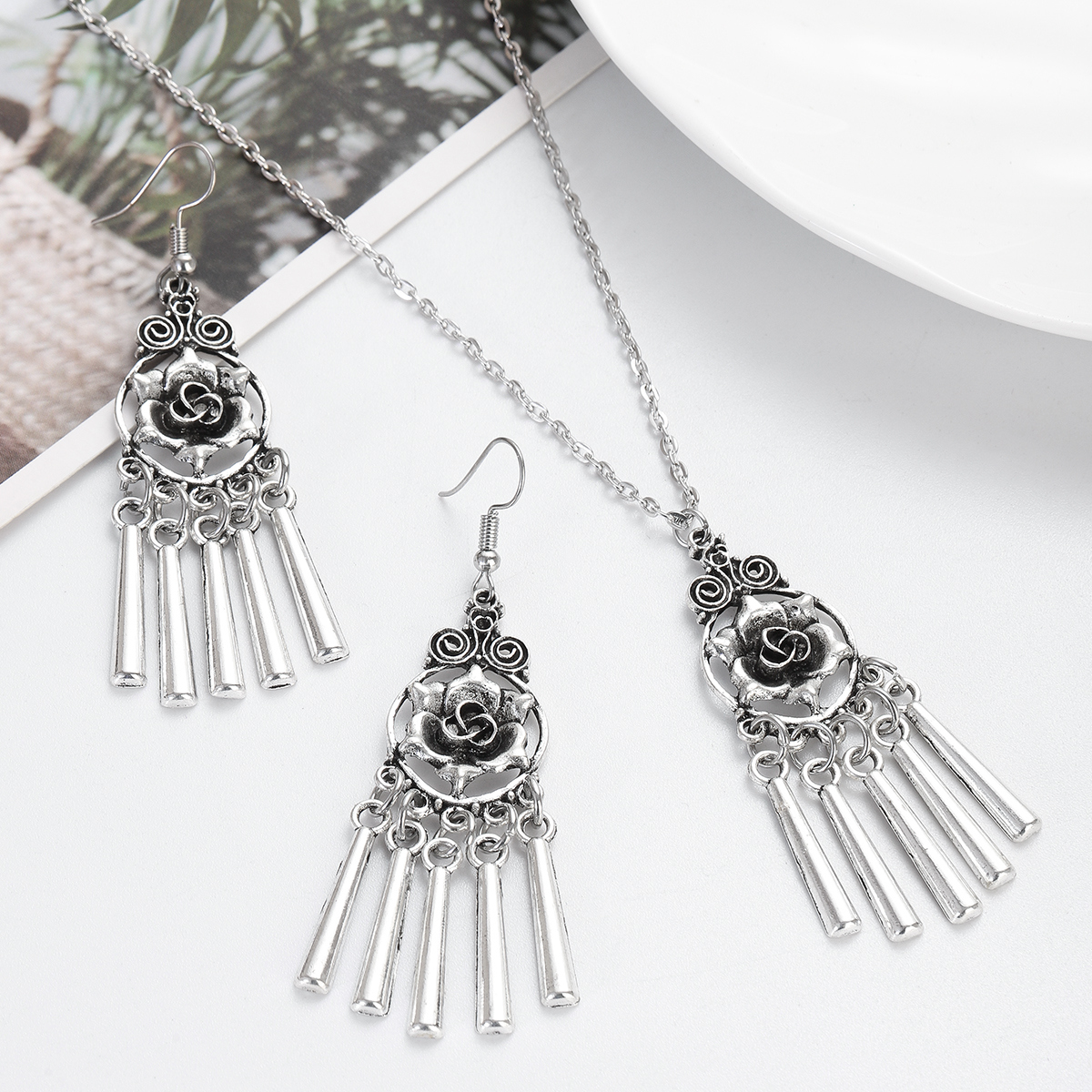 Indiska smycken Etnisk Bohemian Tibetan Silver Flower fransar Tasselörhängen Set Metal Round Jewelry Set For Women Party Jewelry