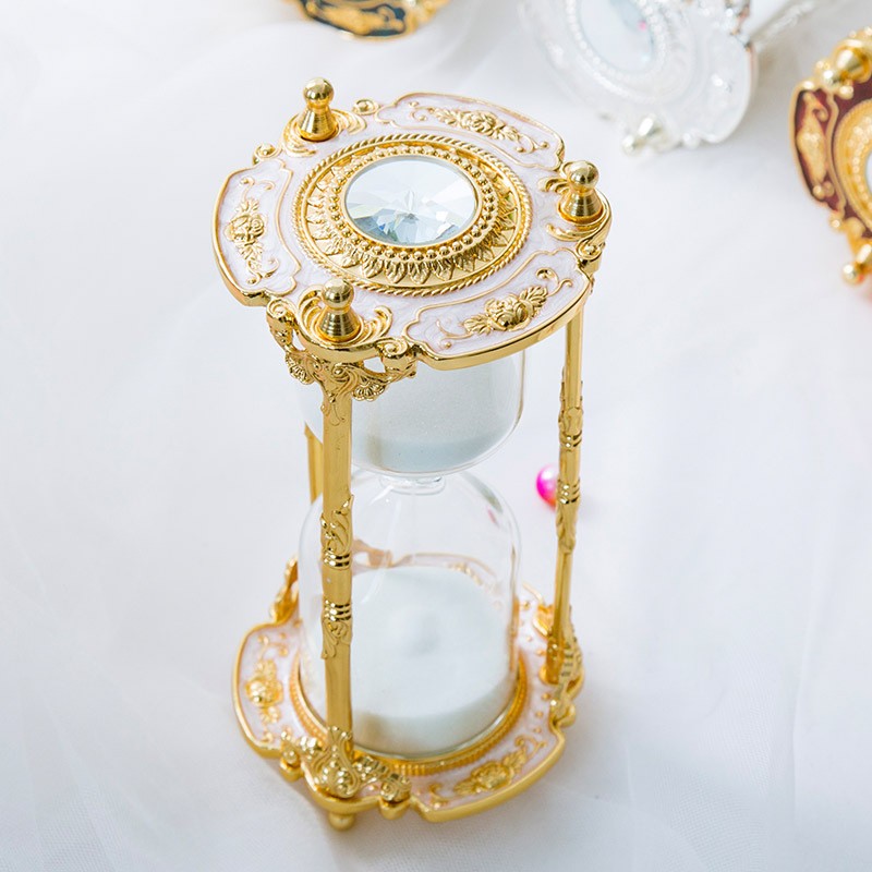 Vintage Metal Gold Hourglass 15 Minutes Timer Retro Table Clock Sand Clock Ornament Wedding Birthday Gift Home Decoration