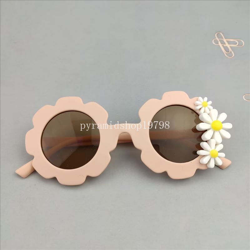 Belle marguerite bébé lunettes de soleil à la mode de fleur tendance verres de soleil pour garçons filles d'été extérieure UV protection pour enfants