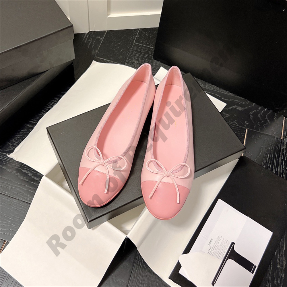 Kadife Camellia Bowknot Ballet Flats Loafers Tasarımcı Elbise Ayakkabıları Kadın Düğün Deri Tüvit Bezi Ek Yuvarlak Moda Yaz Partisi Kadın Sandalet Kutu