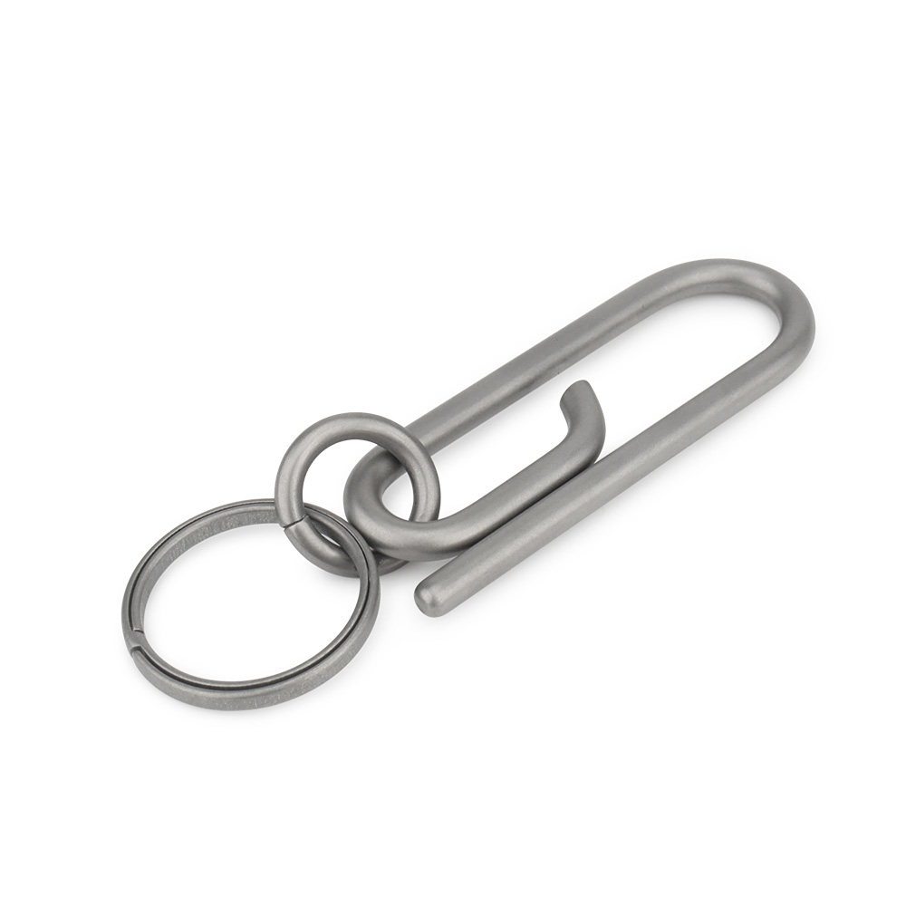 Einfacher Titanlegungs -Schlüssel Ringgürtel Clip Schnalle Outdoor -Werkzeugschlüsselbund