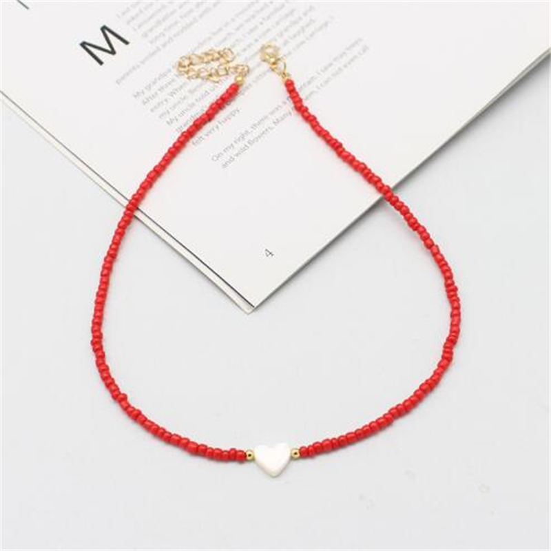 Nytt naturskal kärlek hjärtkloker halsband för tjej vår sommar mode små färgglada glas pärlor halsband gåva till vän ab123