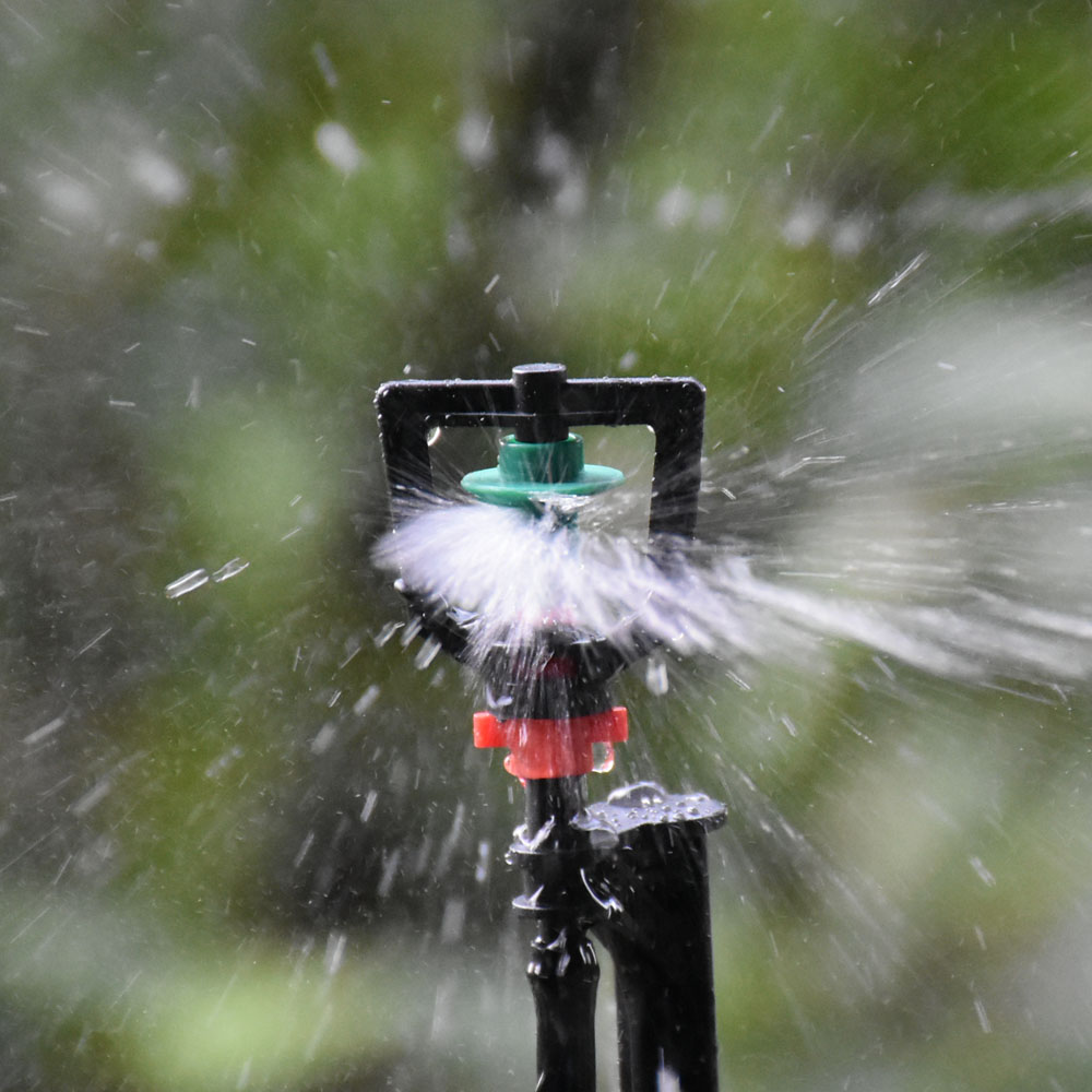 Garten rotierende Sprinkler Wasserdüsen 360 Grad Gießenpflanzen Sprinkler für Gartenpflanze Bewässerung