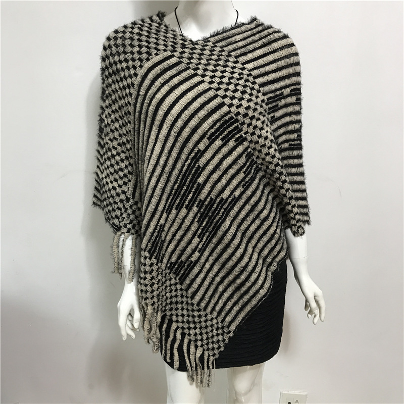 2022 Autunno primaverile Nuovo nappa con diamante a V-Neck Stripe Maglierle femmina Women Women Knitting Poncho Cape Pullover Grigio grigio