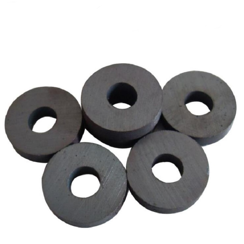 1/2/5/Y30 Anneau Ferrite Magnet 45 * Trou de 8 mm 22 mm aimant permanent 45 mm x 8 mm en haut-parleur rond noir 45x8 45-22 * 8 mm