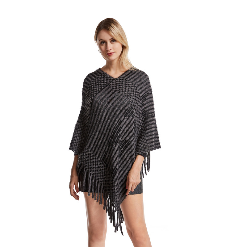 2022 Autunno primaverile Nuovo nappa con diamante a V-Neck Stripe Maglierle femmina Women Women Knitting Poncho Cape Pullover Grigio grigio