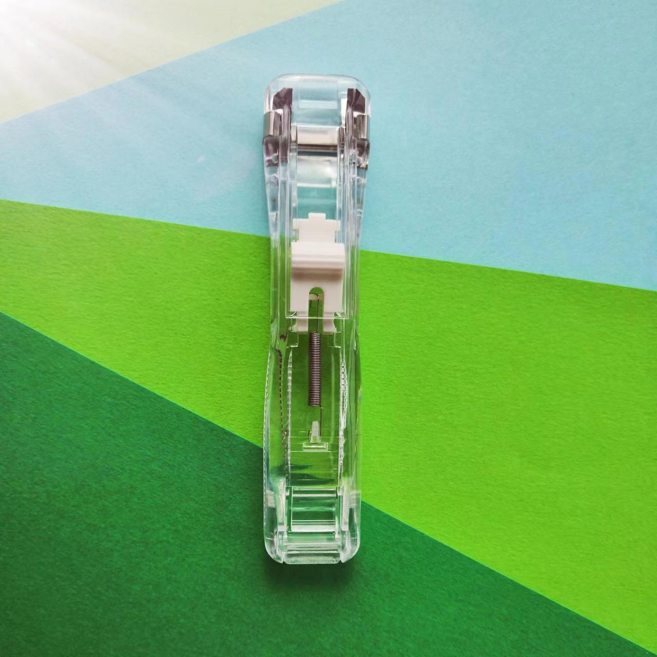 Mini Stapler New Office Accessoires School Supplies Push Clamp Typ transparent entfernbarer wiederverwendbarer Metallclip