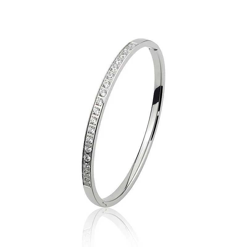 Brangle Bracelet à chaud de la mode à chaud 4 mm Bracelet en acier inoxydable en cristal incrusté pour les femmes adorent les cadeaux et les bijoux en gros 24411