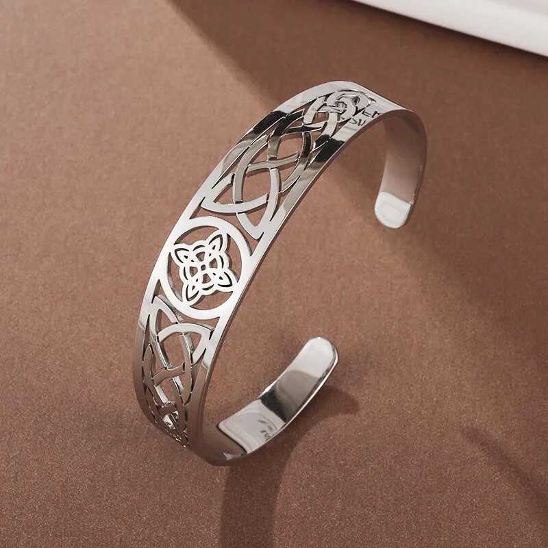 Bangle Witch Knot Armband Rostfritt stål Justerbar öppen manschettarmband Celtic Witchcraft Amulet Jewelry Men Women Birthday Present 240411