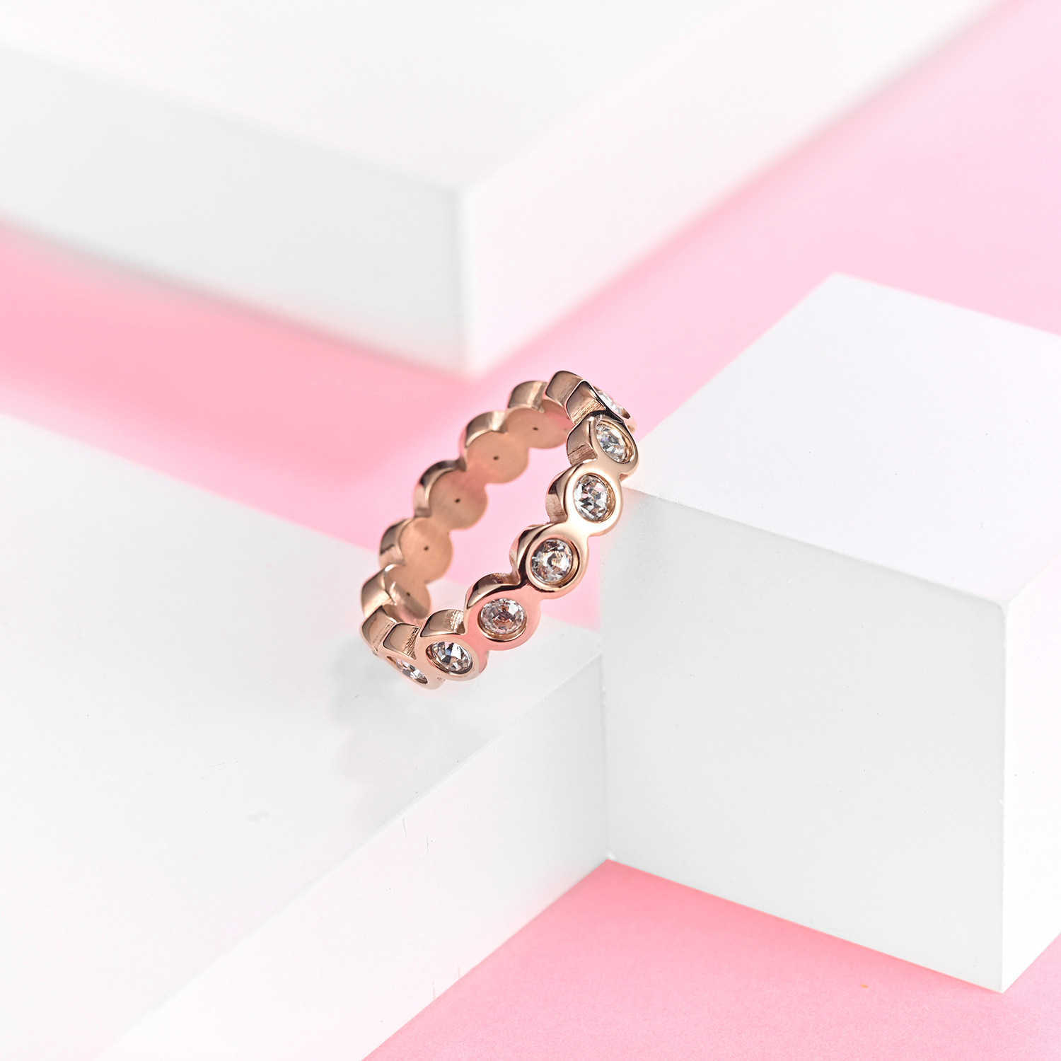 Designer Charme New Circle Nest Stone Ring Luxus Zirkon Paar handgefertigt für Frauen