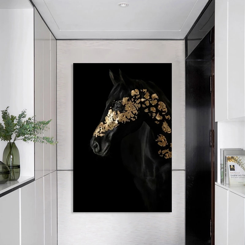 Современные плакаты черно -золотых лошадей и печатная картинка Light Luxury Animal Canvas стены настенные рисование для гостиной офис декор