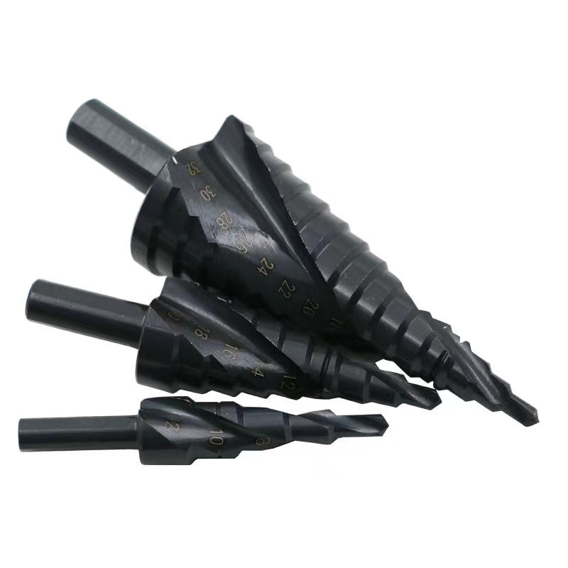 Cobalt Step Drill Bit Set HSS Spirale d'azote HSS pour le triangle de travail du bois en métal noir 4-32 mm 4-20 mm 4-12 mm