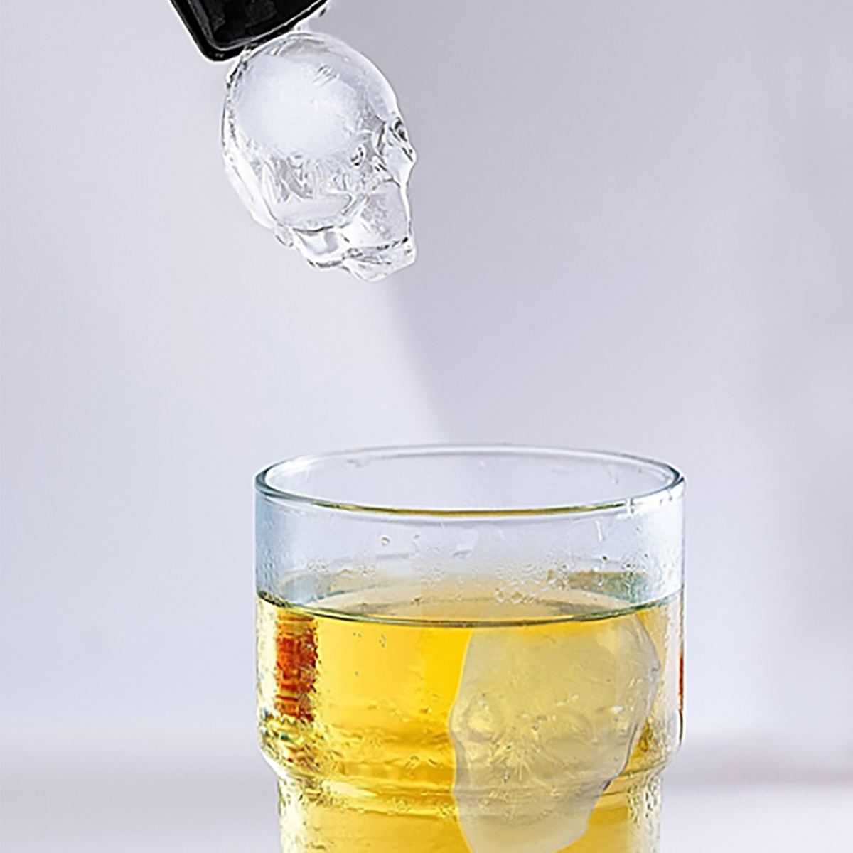 3D Skull Ice Cube Mold Whisky Beer Bartenders Ice Ball Silicone Mold Party Bar Tool