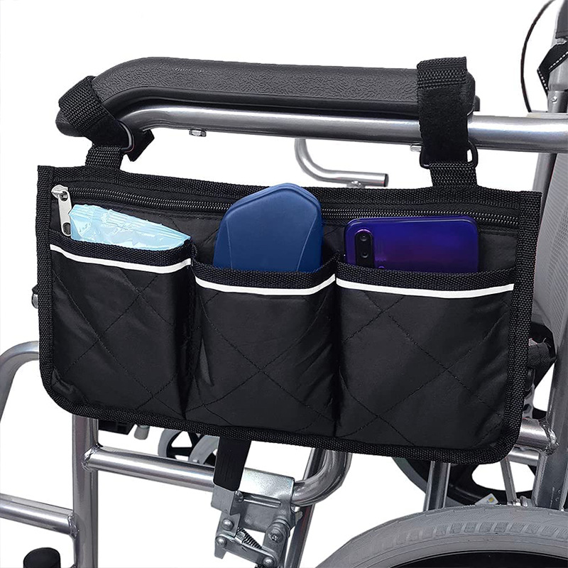 Recupant en fauteuil roulant polyvalent Storage côté rangement oxford Tissu plusieurs poches avec des bandes réfléchissantes Baby Charing Rangement Sac de suspension